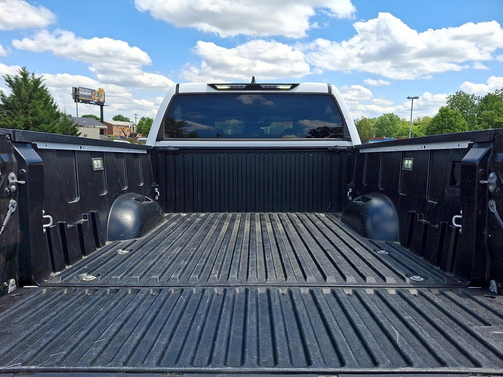 2023 Toyota Tundra 4WD 4WD SR5 CrewMax 5.5' Bed (Natl)