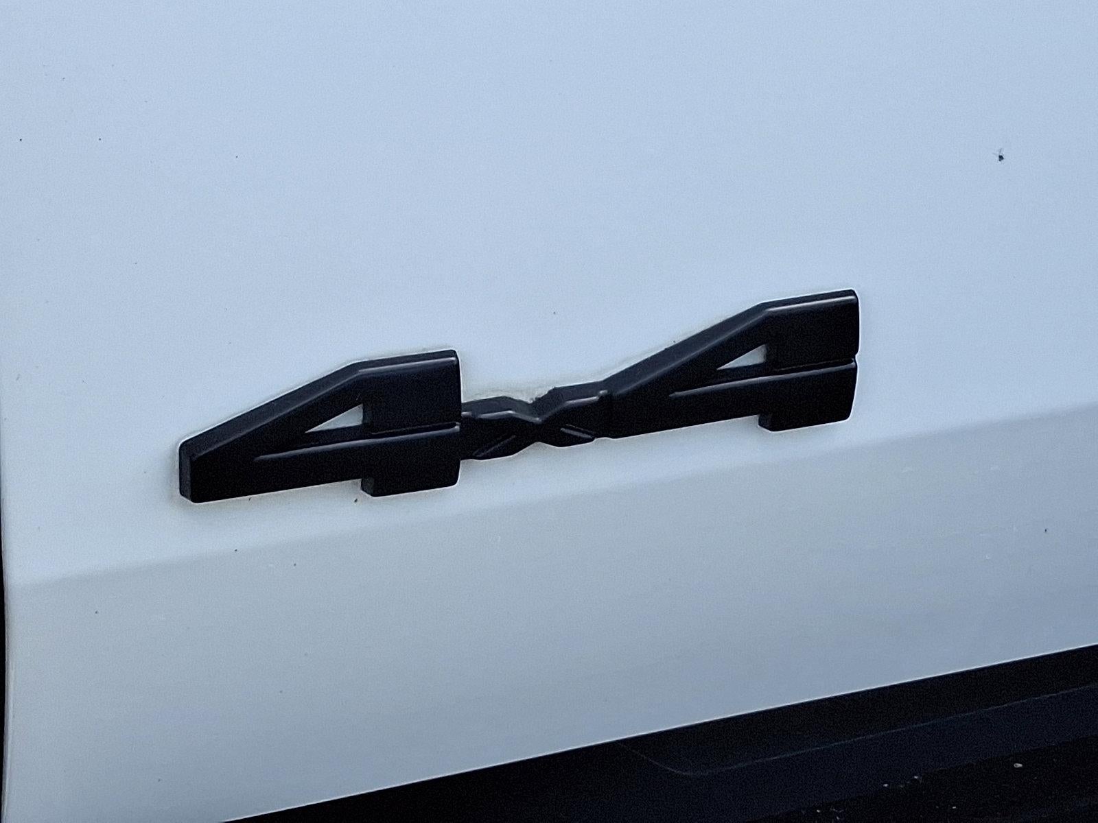 2023 Toyota Tundra 4WD 4WD SR5 CrewMax 5.5' Bed (Natl)