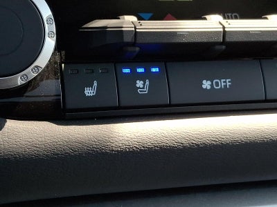 2025 Toyota Tundra 4WD 4WD Platinum CrewMax 5.5' Bed (Natl)
