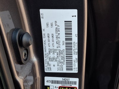 2025 Toyota Tundra 4WD 4WD Platinum CrewMax 5.5' Bed (Natl)