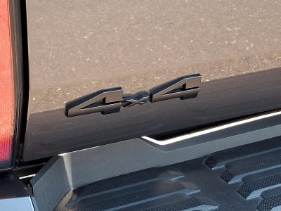 2025 Toyota Tundra 4WD 4WD Platinum CrewMax 5.5' Bed (Natl)