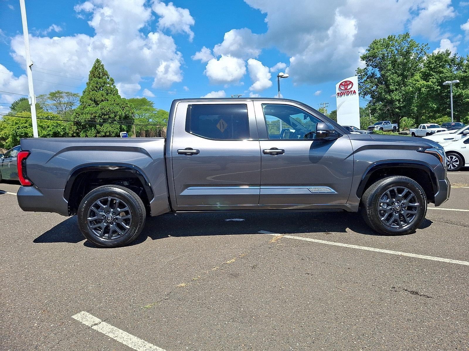 2025 Toyota Tundra 4WD 4WD Platinum CrewMax 5.5' Bed (Natl)