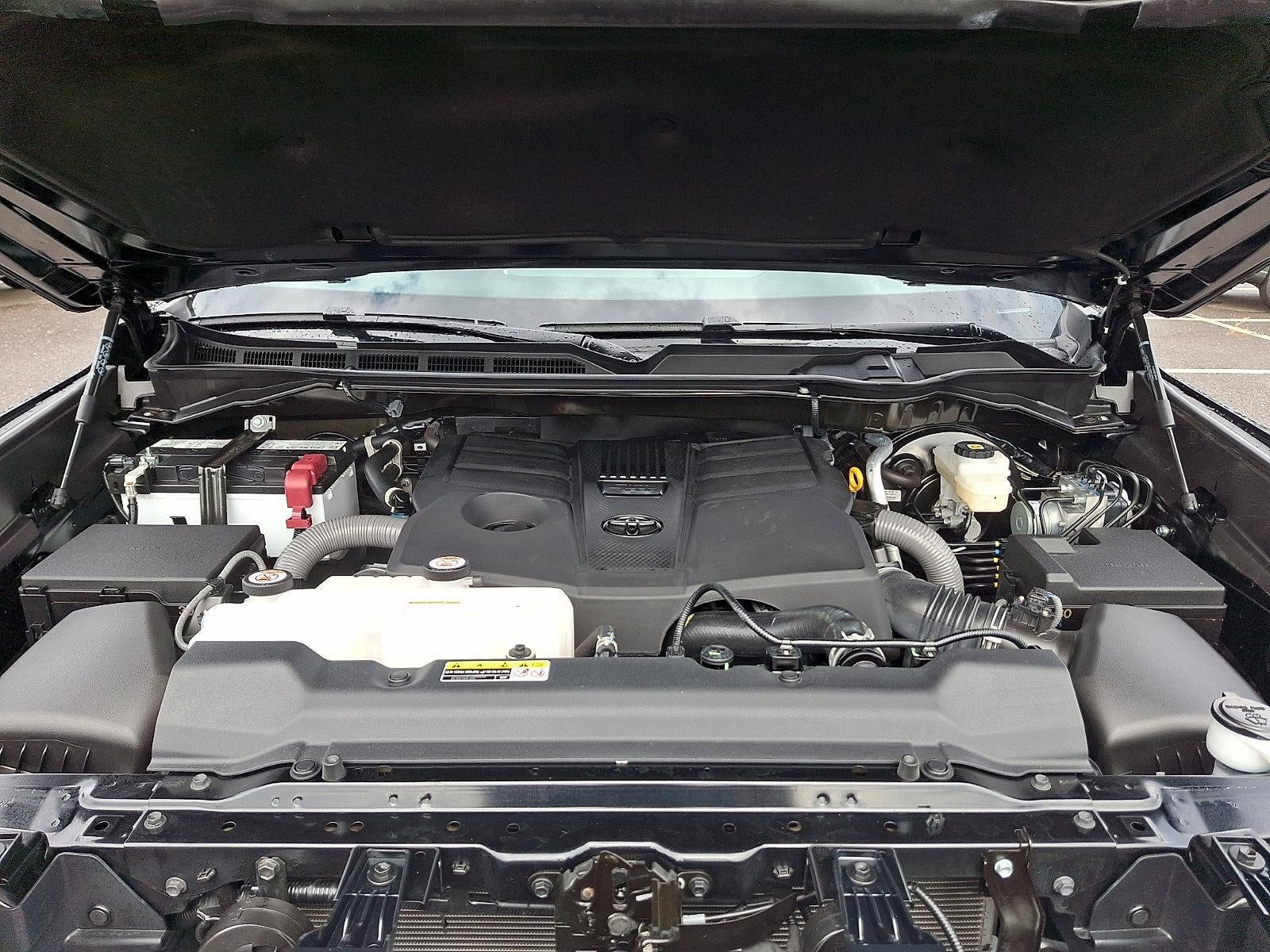 2026 Toyota Tundra 4WD 4WD Platinum CrewMax 5.5' Bed (Natl)