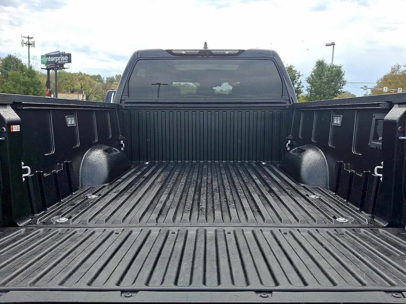 2026 Toyota Tundra 4WD 4WD Platinum CrewMax 5.5' Bed (Natl)