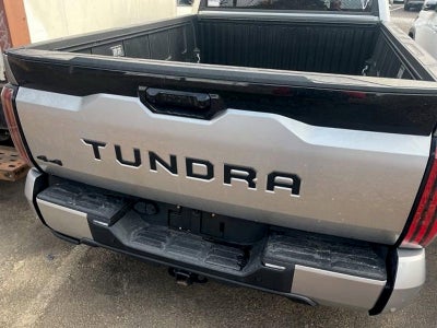 2022 Toyota Tundra 4WD 4WD Platinum CrewMax 6.5' Bed (Natl)