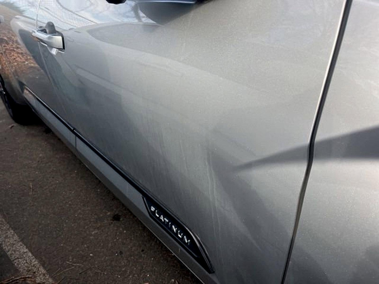 2022 Toyota Tundra 4WD 4WD Platinum CrewMax 6.5' Bed (Natl)