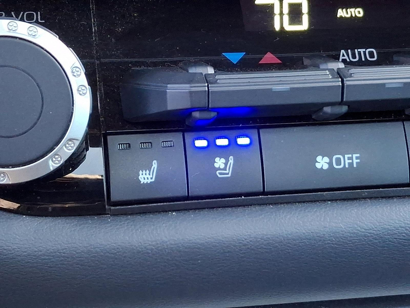 2022 Toyota Tundra 4WD 4WD Platinum CrewMax 6.5' Bed (Natl)