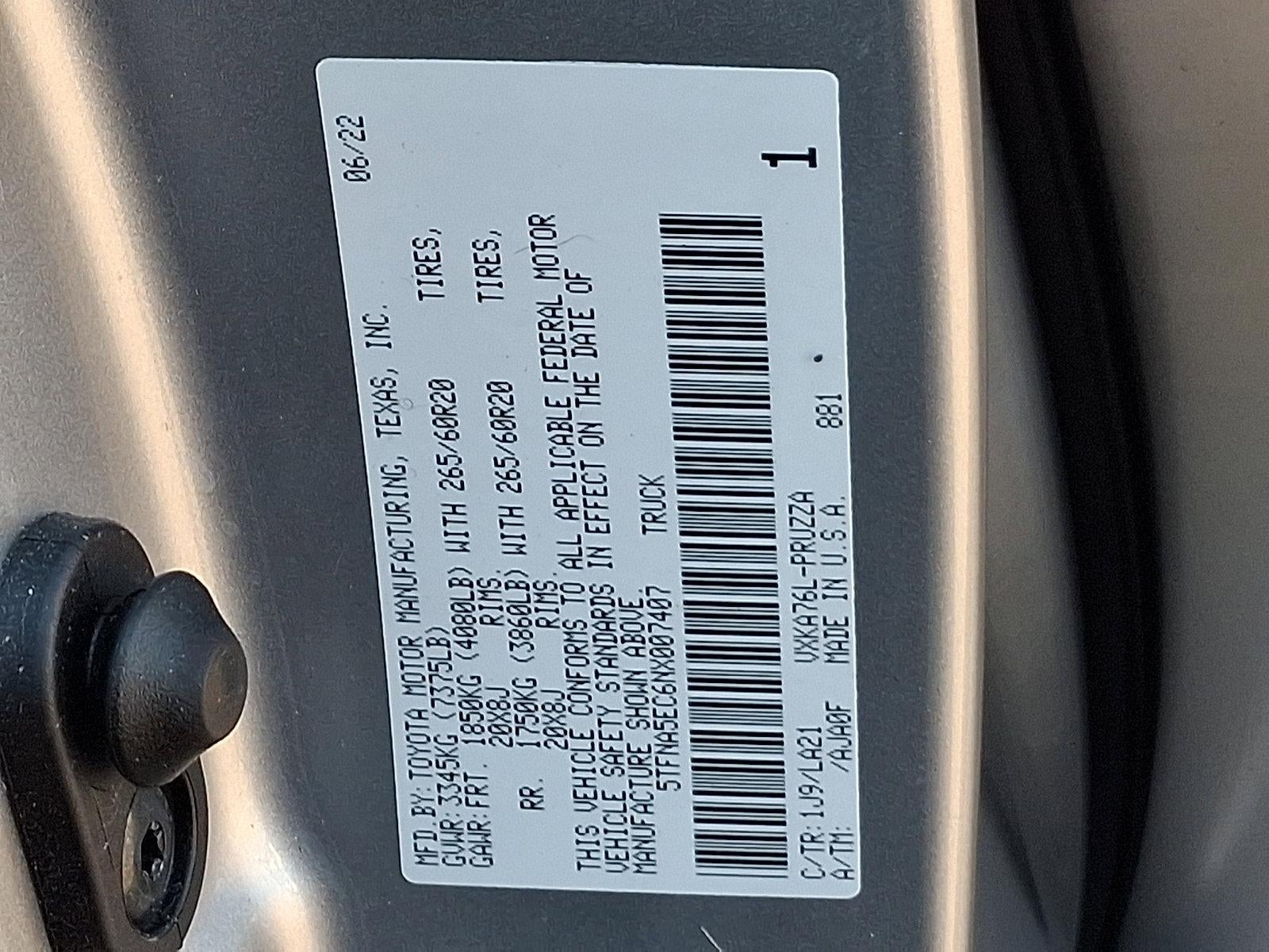 2022 Toyota Tundra 4WD 4WD Platinum CrewMax 6.5' Bed (Natl)