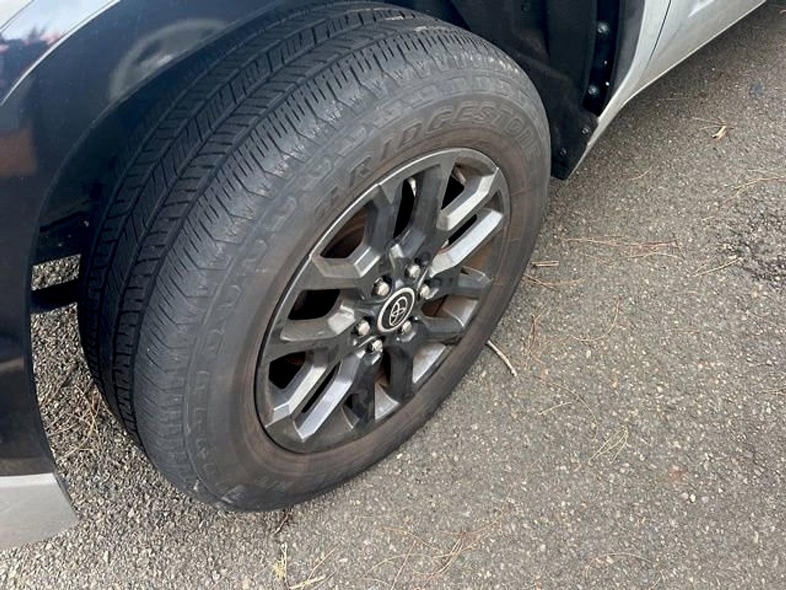 2022 Toyota Tundra 4WD 4WD Platinum CrewMax 6.5' Bed (Natl)