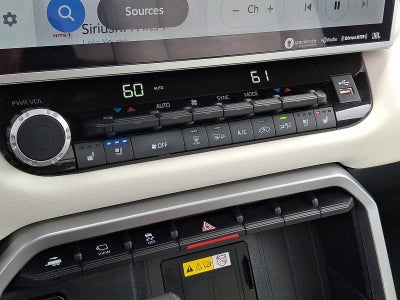 2022 Toyota Tundra 4WD 4WD Capstone Hybrid CrewMax 5.5' Bed (Natl)