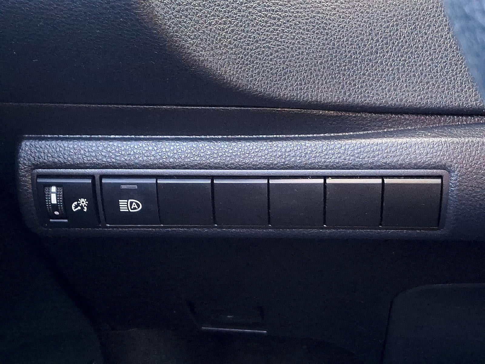 2025 Toyota Corolla LE CVT (Natl)