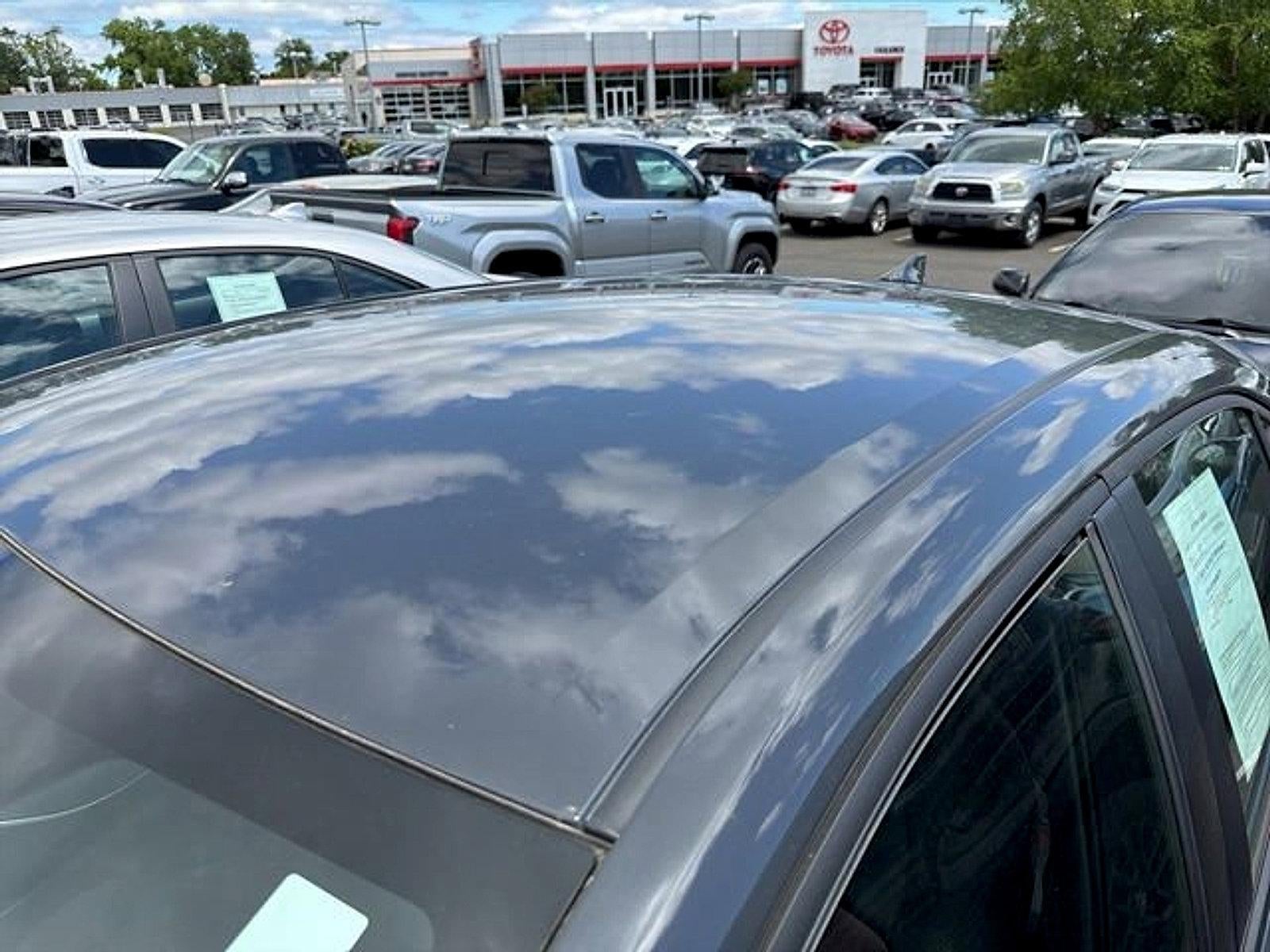2025 Toyota Corolla SE CVT (Natl)