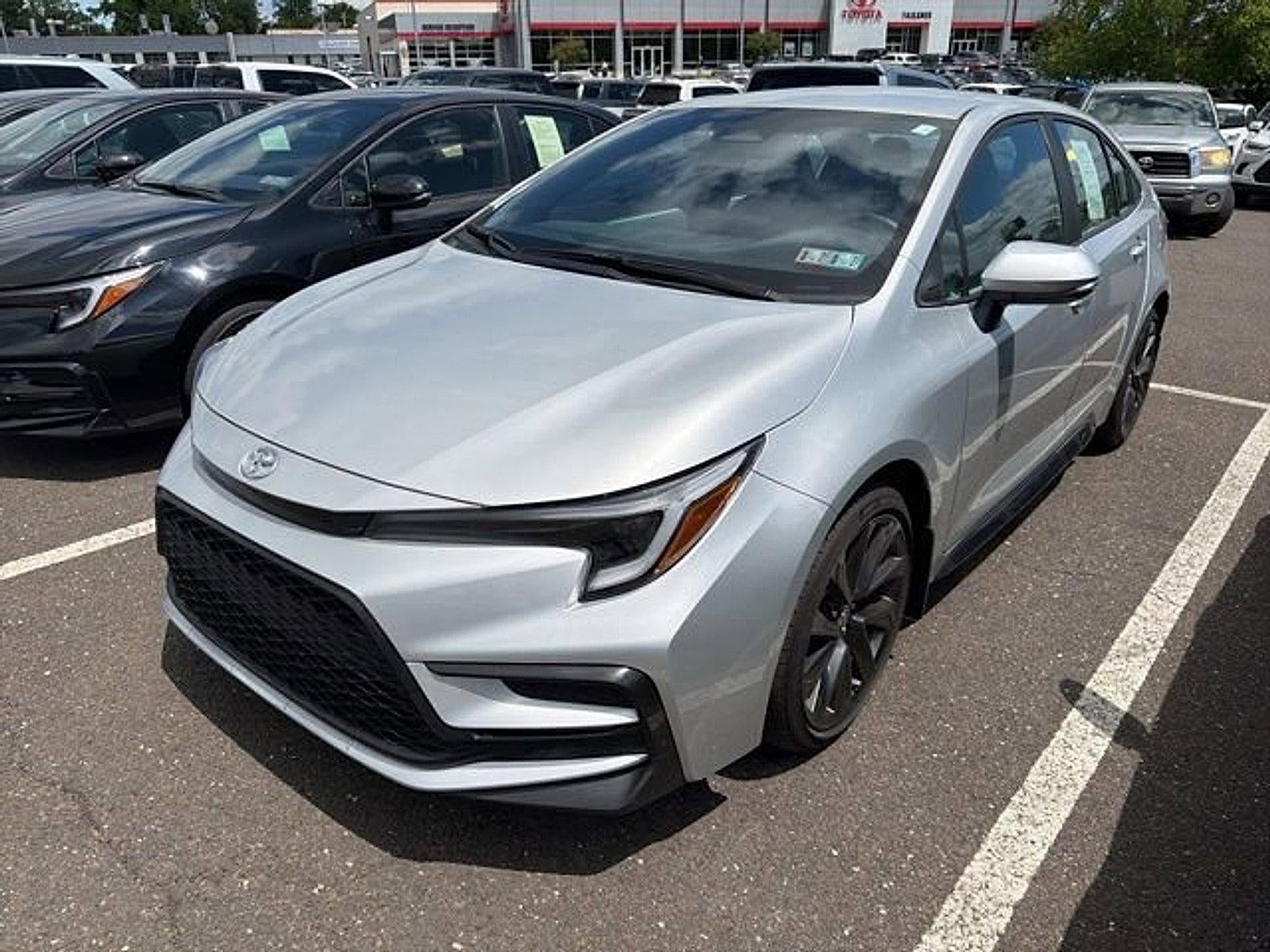 2025 Toyota Corolla SE CVT (Natl)