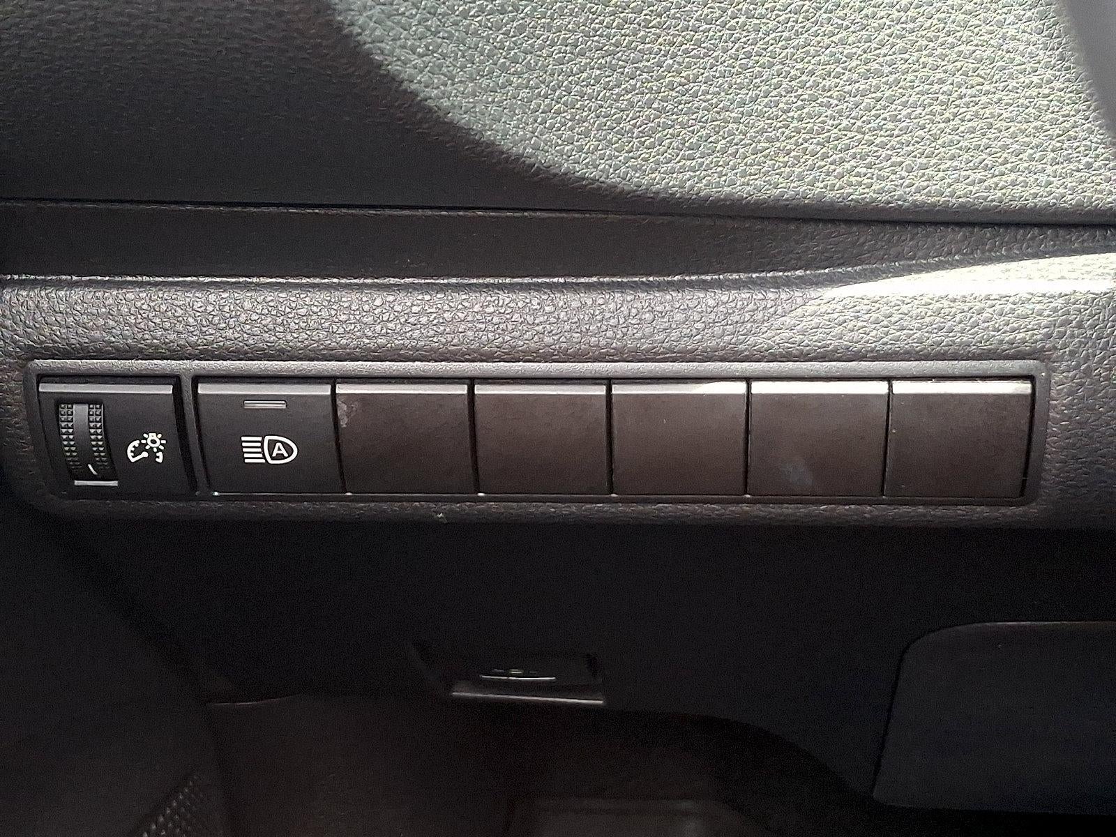 2023 Toyota Corolla SE CVT (Natl)