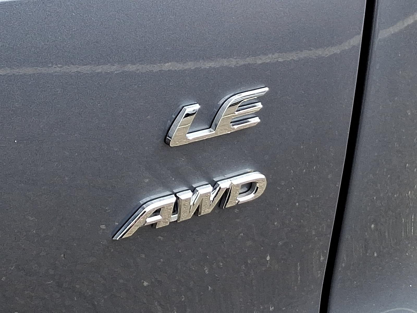 2025 Toyota Corolla Cross LE 4WD (Natl)