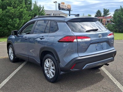 2025 Toyota Corolla Cross LE 4WD (Natl)