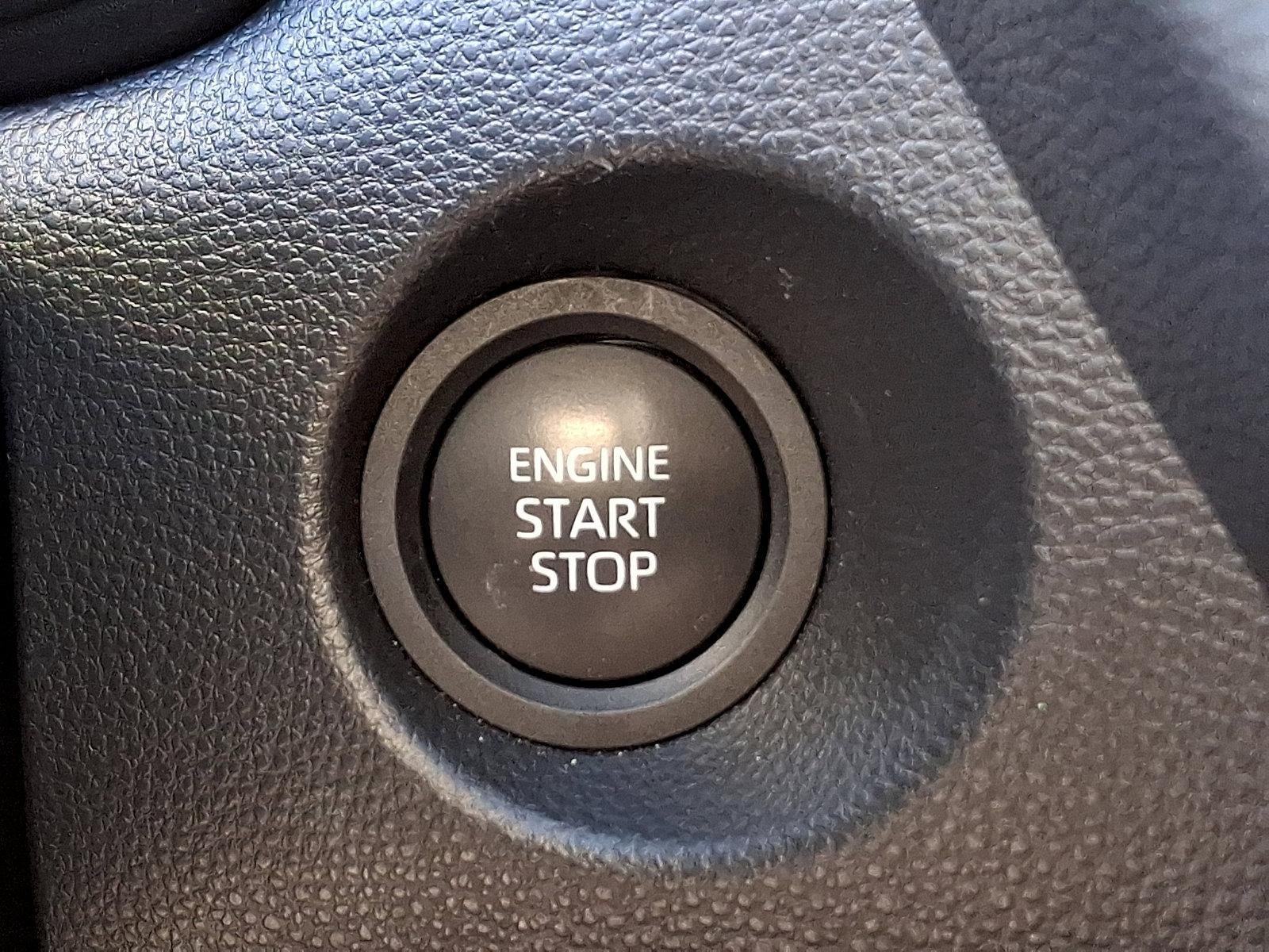 2025 Toyota Corolla Cross LE 4WD (Natl)