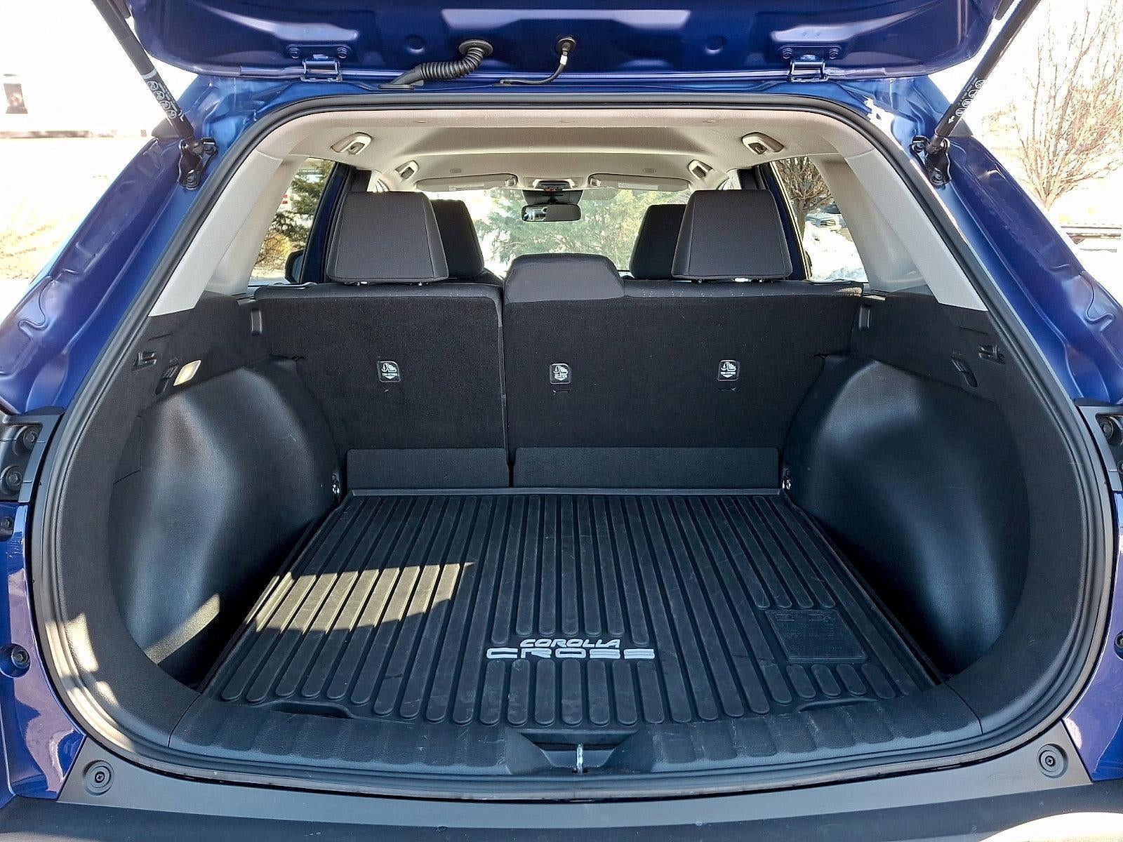 2025 Toyota Corolla Cross LE 4WD (Natl)