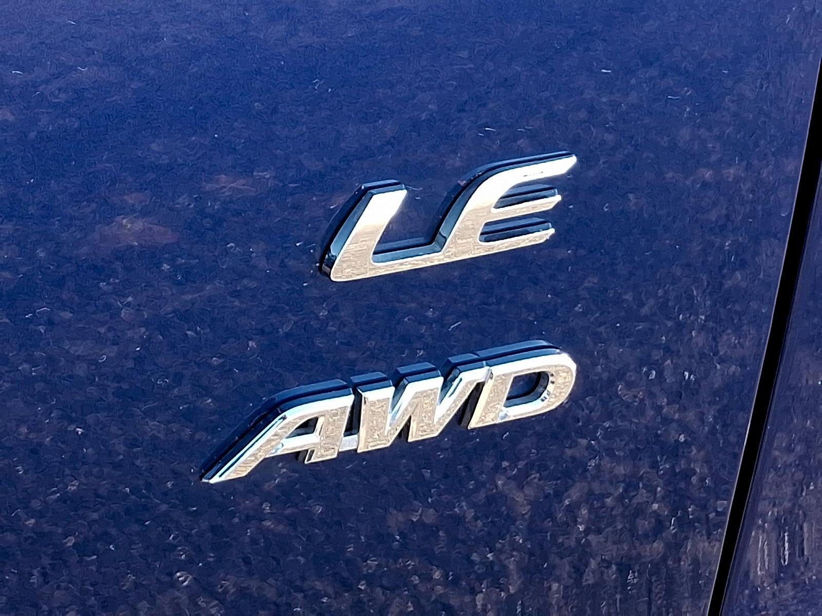 2025 Toyota Corolla Cross LE 4WD (Natl)