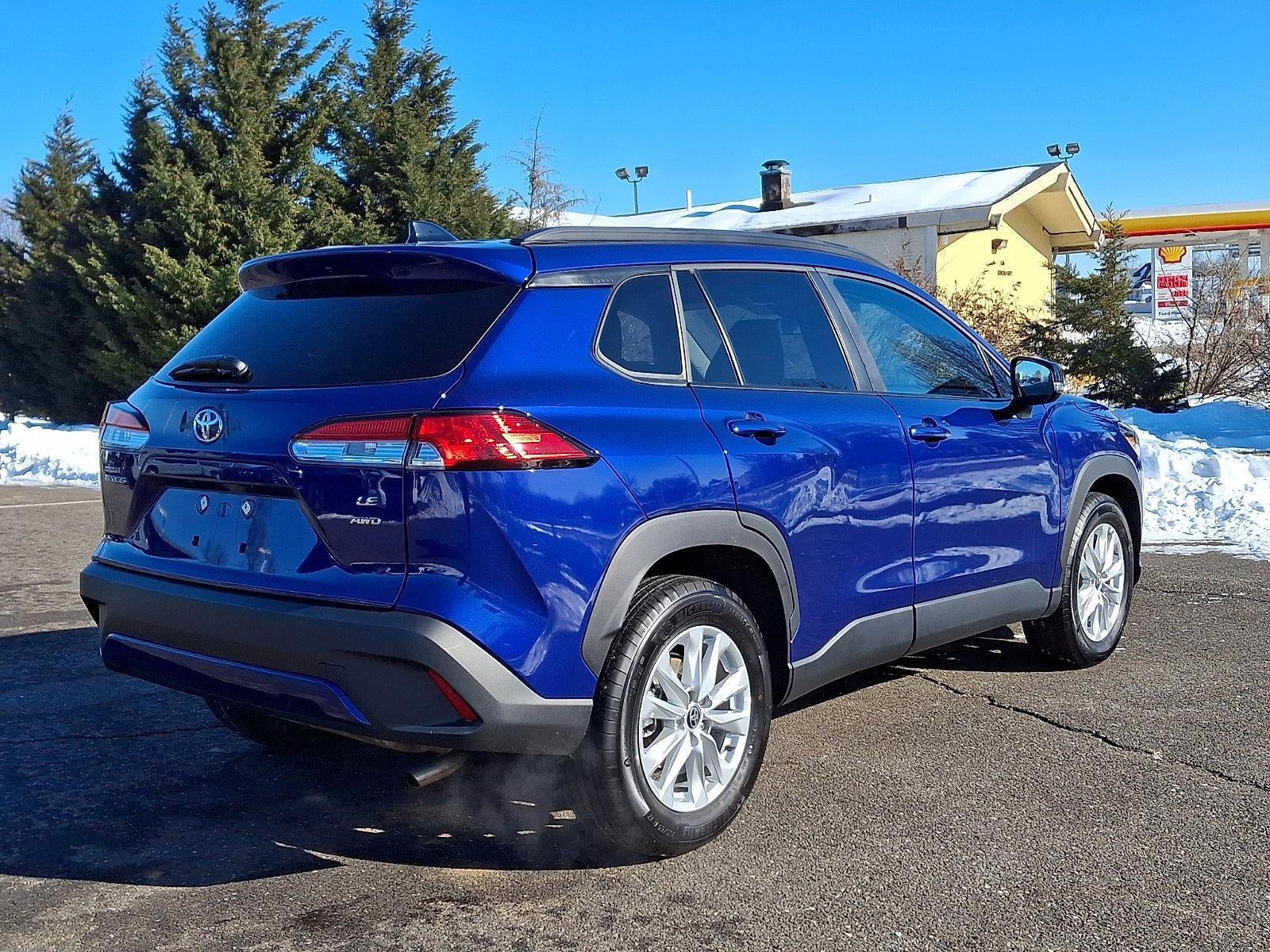 2025 Toyota Corolla Cross LE 4WD (Natl)