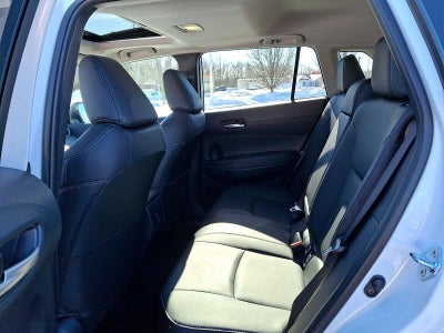 2025 Toyota Corolla Cross XLE 4WD (Natl)