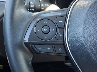 2025 Toyota Corolla Cross XLE 4WD (Natl)