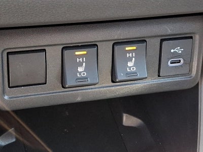 2025 Toyota Corolla Cross XLE 4WD (Natl)