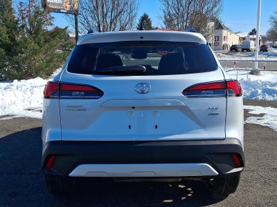 2025 Toyota Corolla Cross XLE 4WD (Natl)
