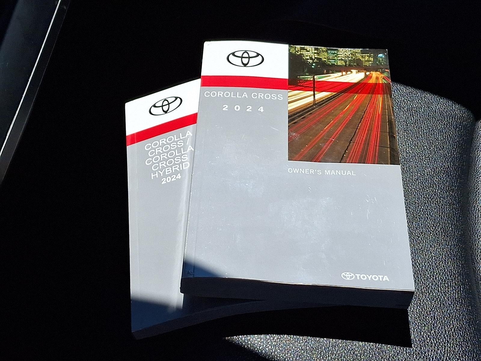 2024 Toyota Corolla Cross XLE 4WD (Natl)