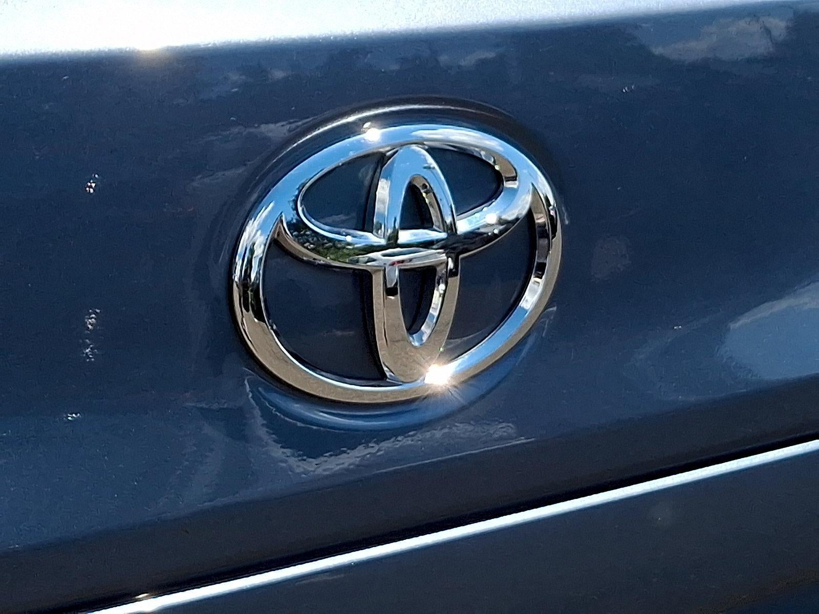 2024 Toyota Corolla Cross XLE 4WD (Natl)