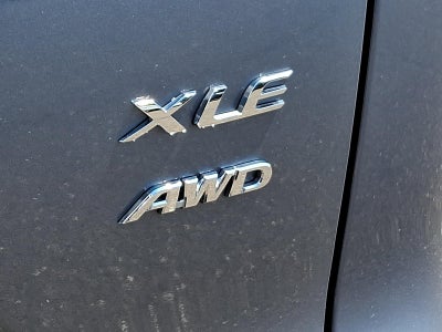 2024 Toyota Corolla Cross XLE 4WD (Natl)