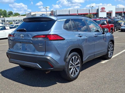 2024 Toyota Corolla Cross XLE 4WD (Natl)