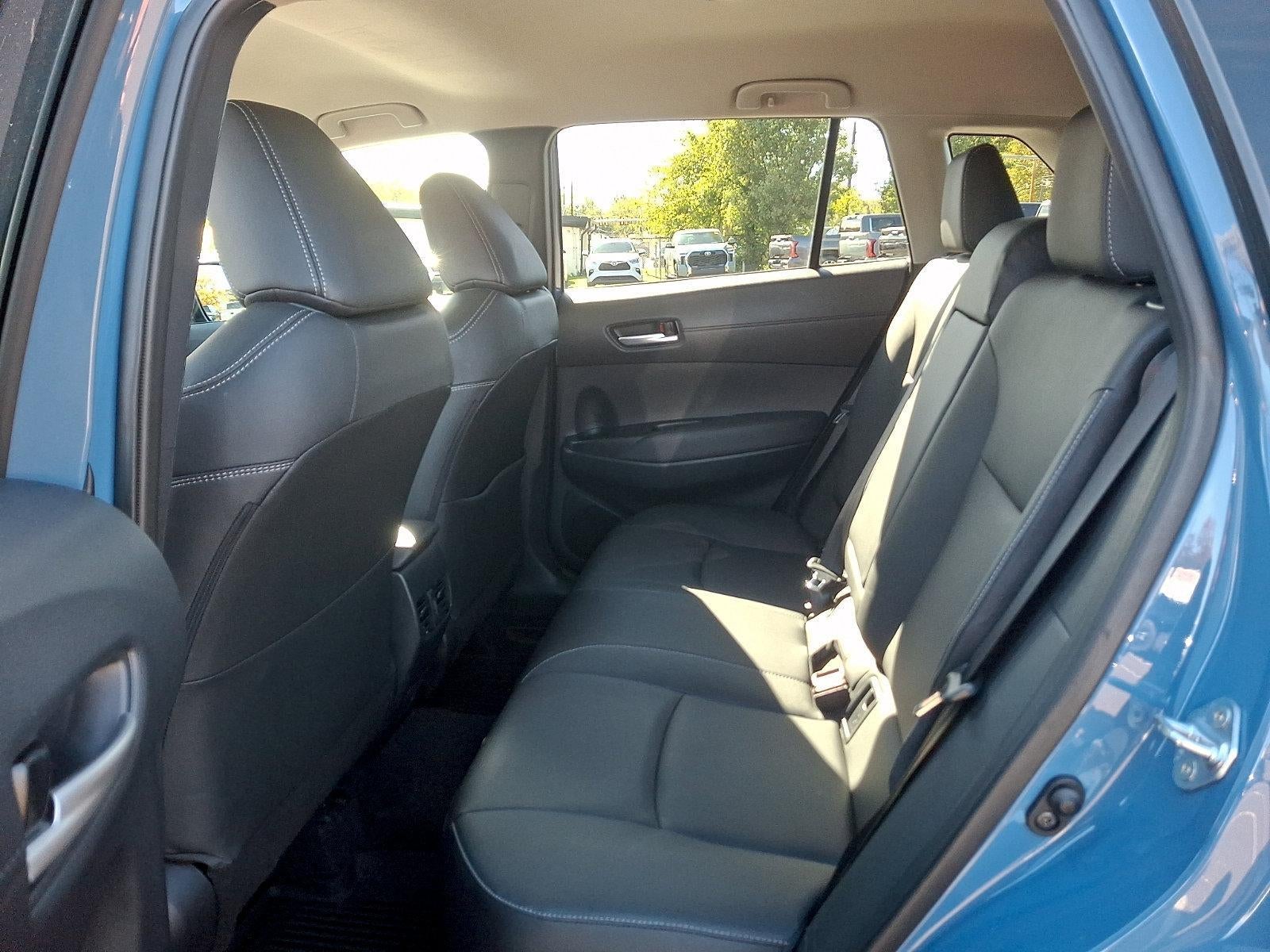 2026 Toyota Corolla Cross XLE 4WD (Natl)