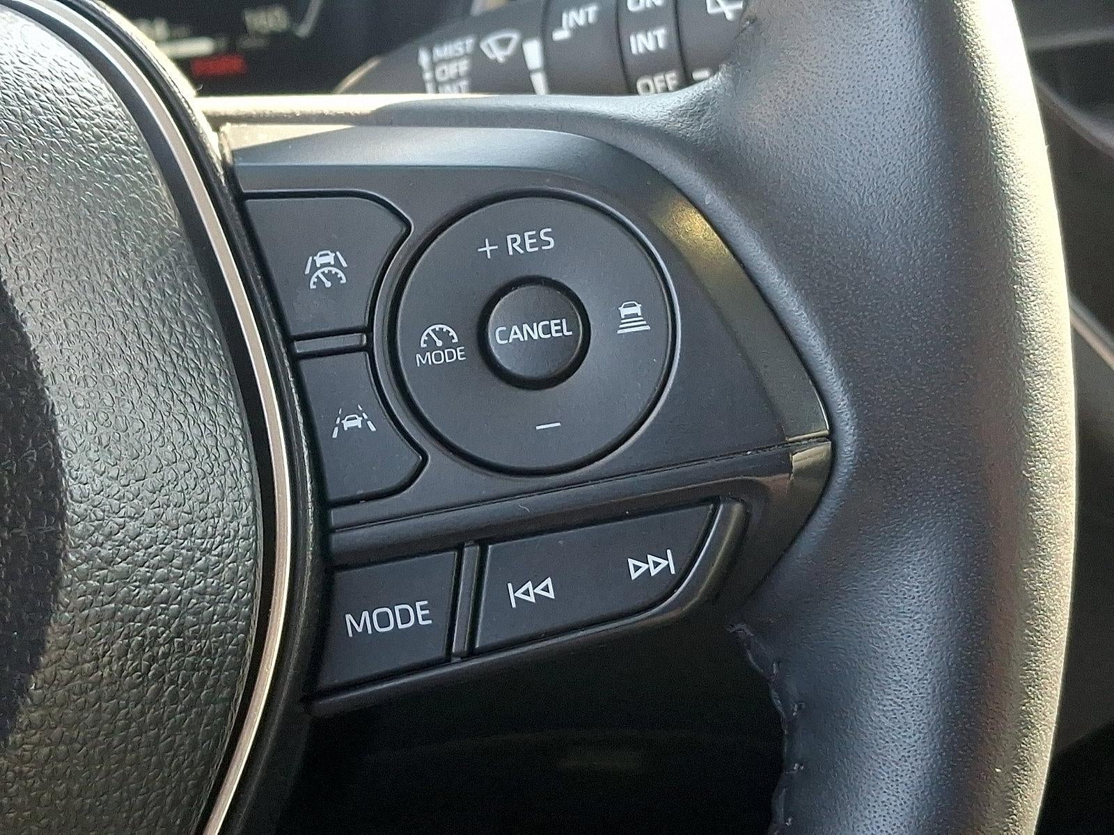 2026 Toyota Corolla Cross XLE 4WD (Natl)