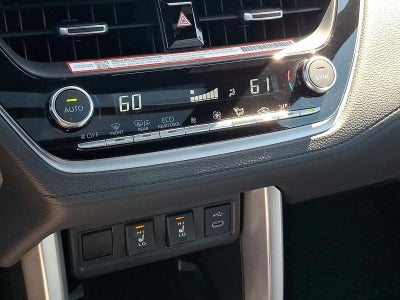 2025 Toyota Corolla Cross Hybrid XSE 4WD (Natl)