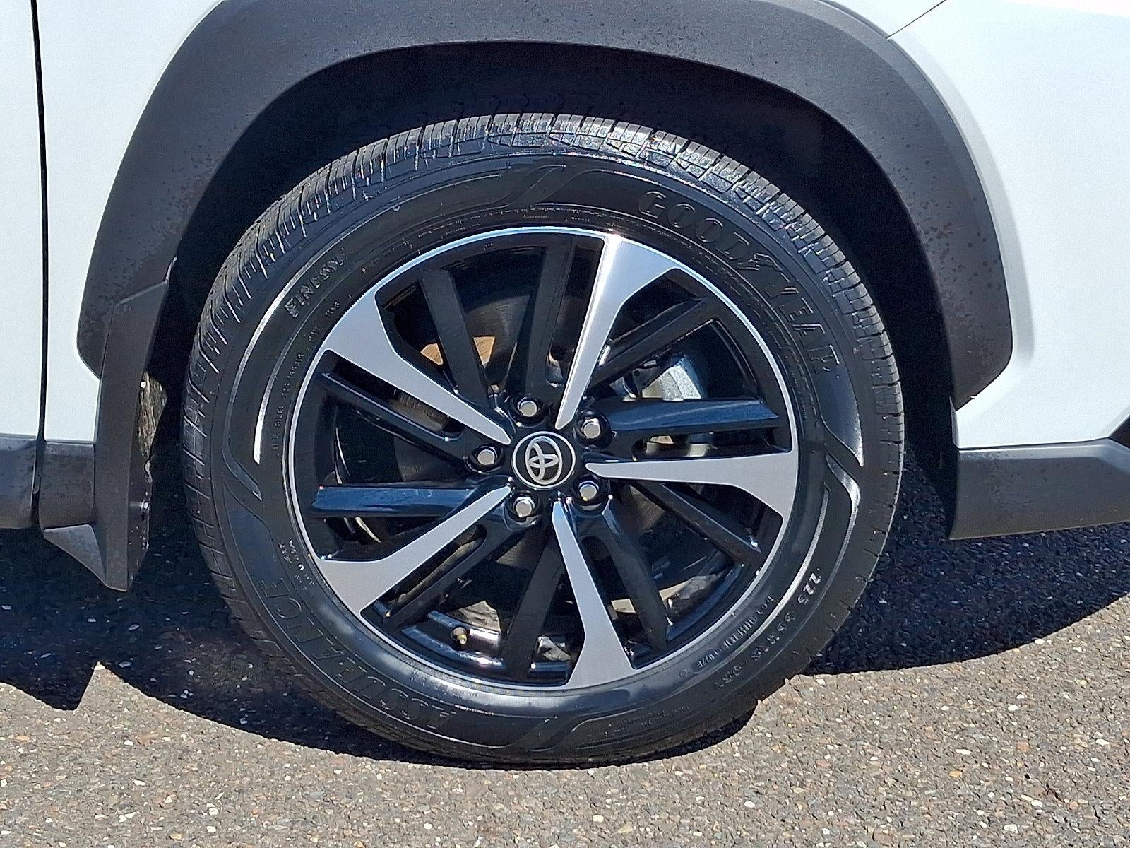 2025 Toyota Corolla Cross Hybrid XSE 4WD (Natl)