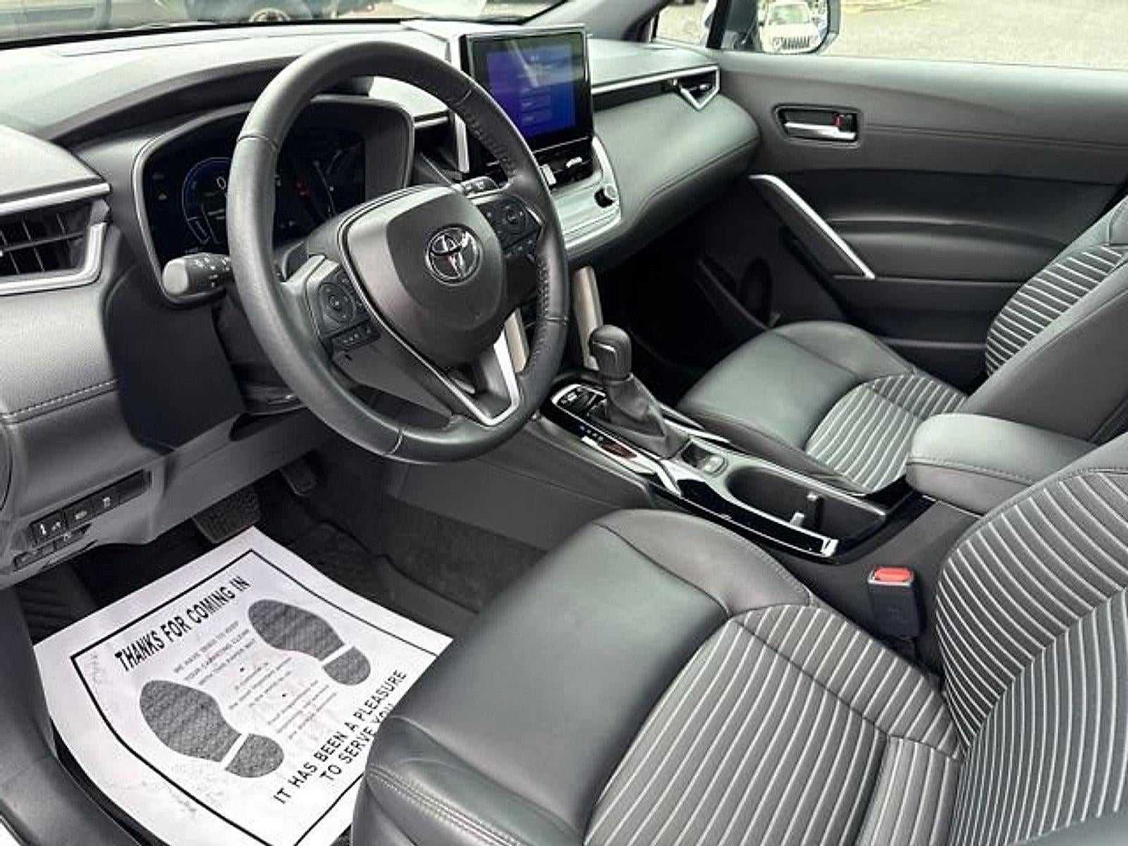 2024 Toyota Corolla Cross Hybrid XSE 4WD (Natl)