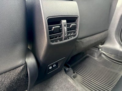 2024 Toyota Corolla Cross Hybrid XSE 4WD (Natl)