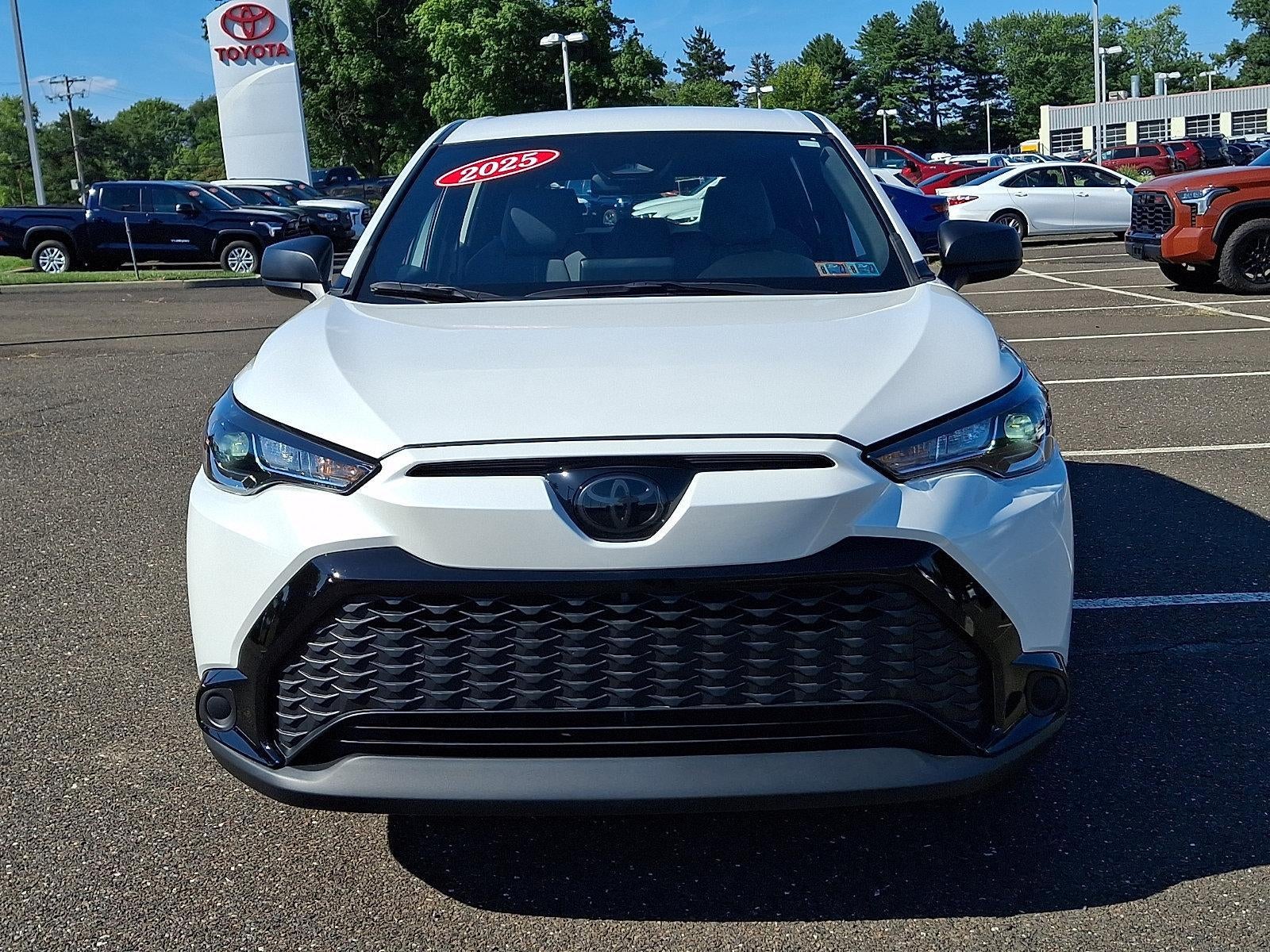 2025 Toyota Corolla Cross Hybrid S 4WD (Natl)