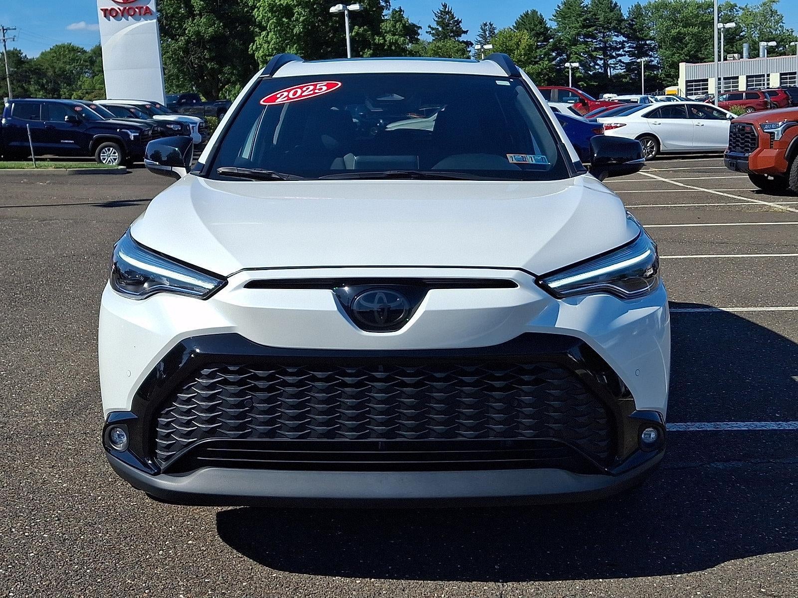 2025 Toyota Corolla Cross Hybrid XSE 4WD (Natl)