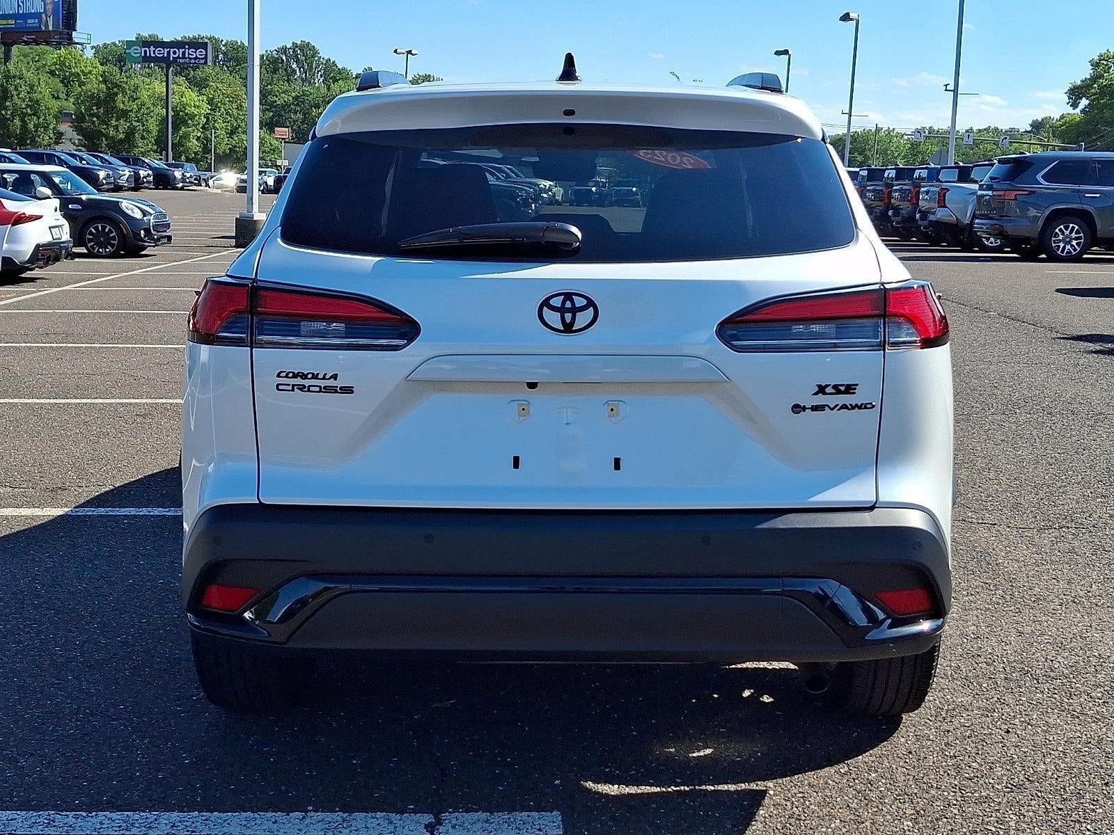2025 Toyota Corolla Cross Hybrid XSE 4WD (Natl)