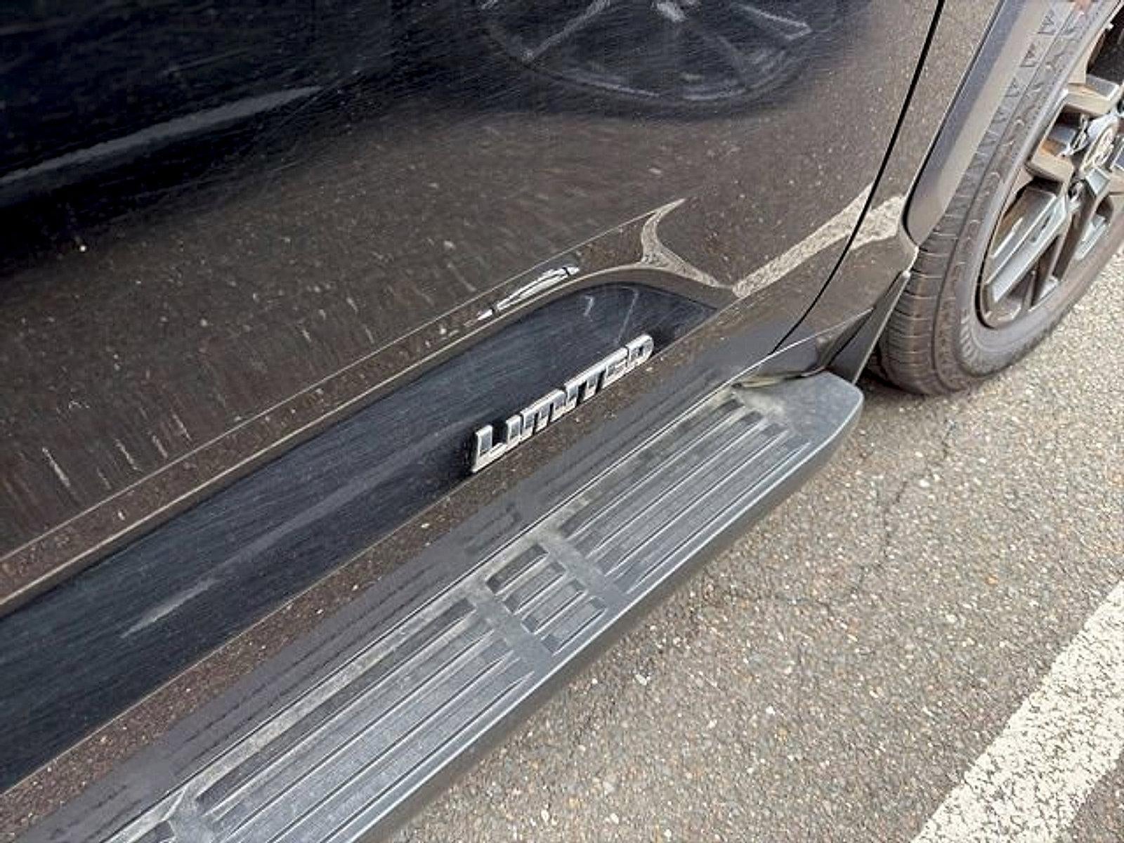 2026 Toyota Sequoia Limited 4WD (SE)