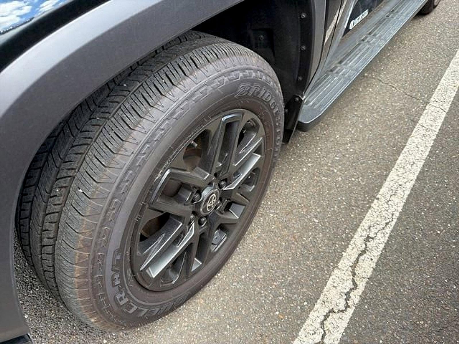 2026 Toyota Sequoia Limited 4WD (SE)