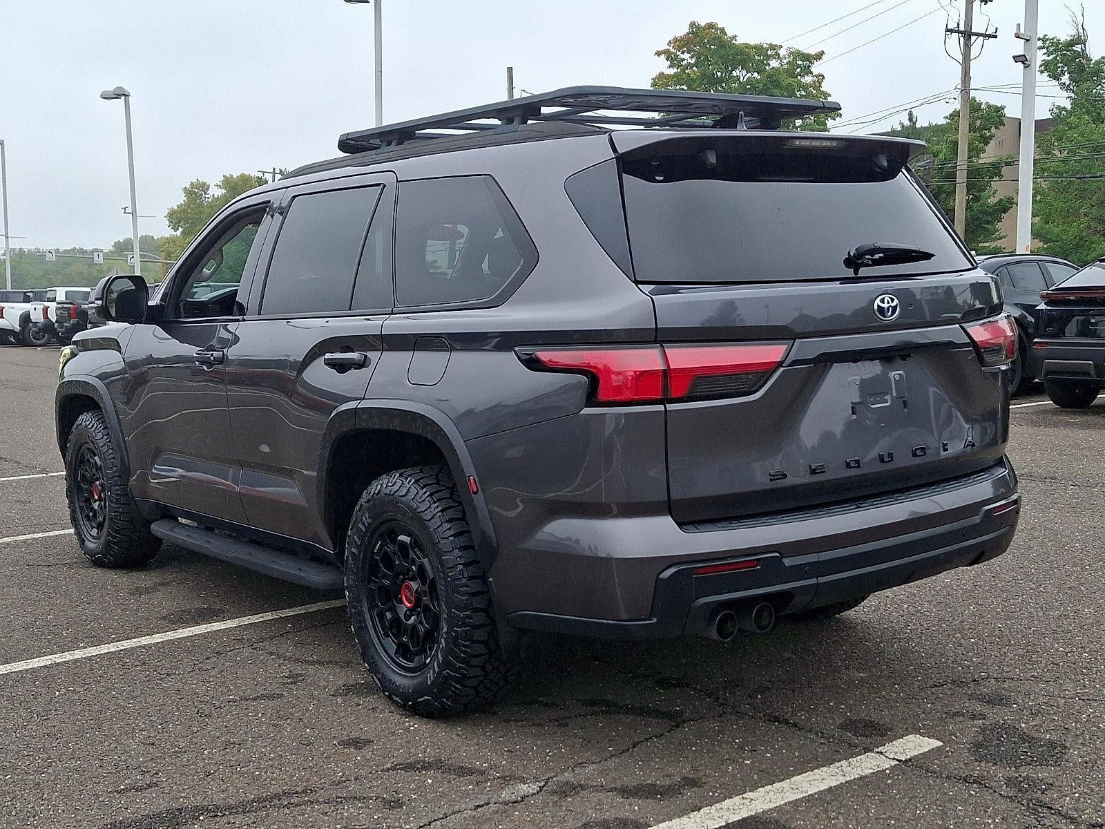2023 Toyota Sequoia TRD Pro 4WD (Natl)