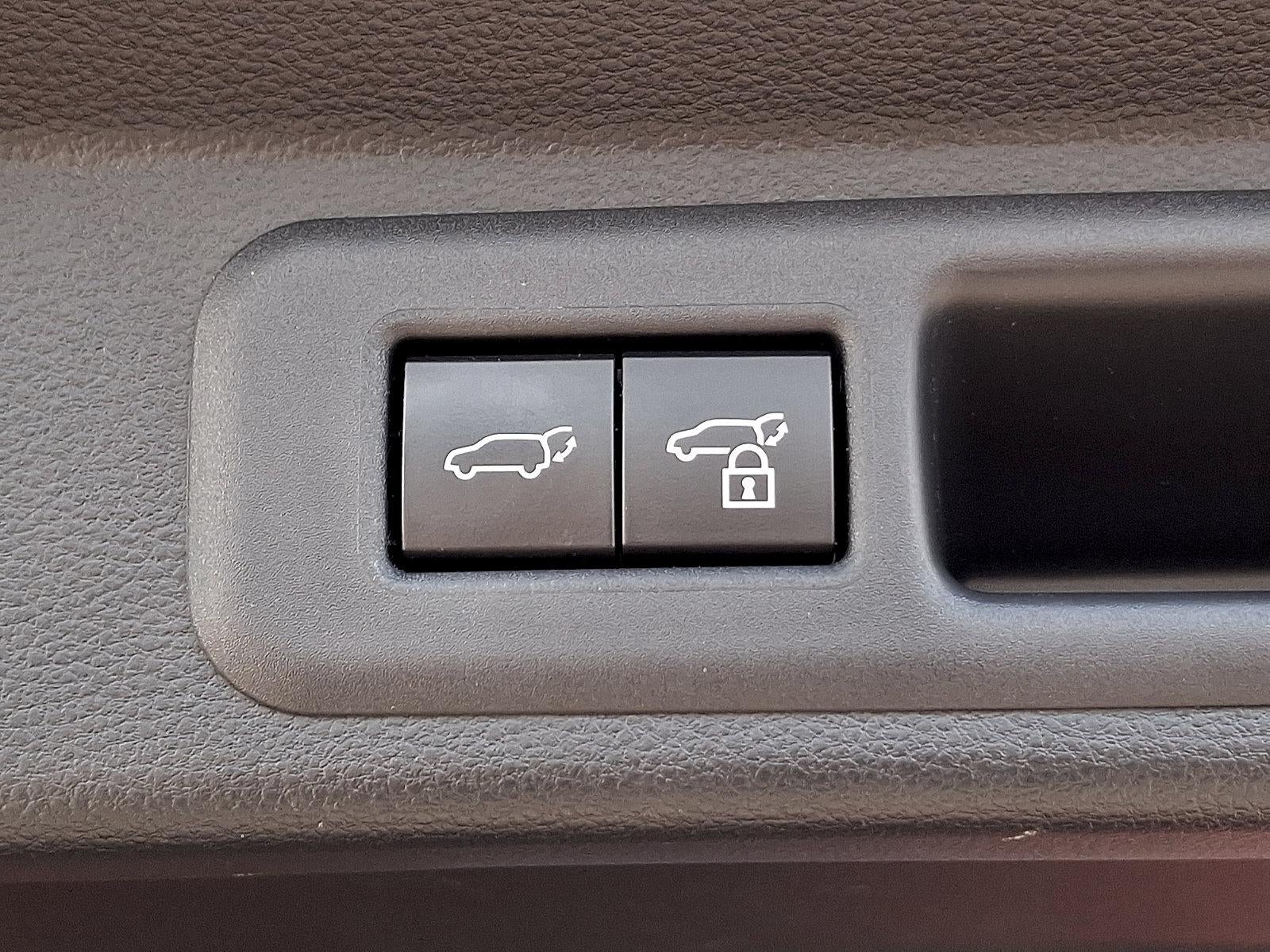 2023 Toyota Sequoia SR5 4WD (Natl)