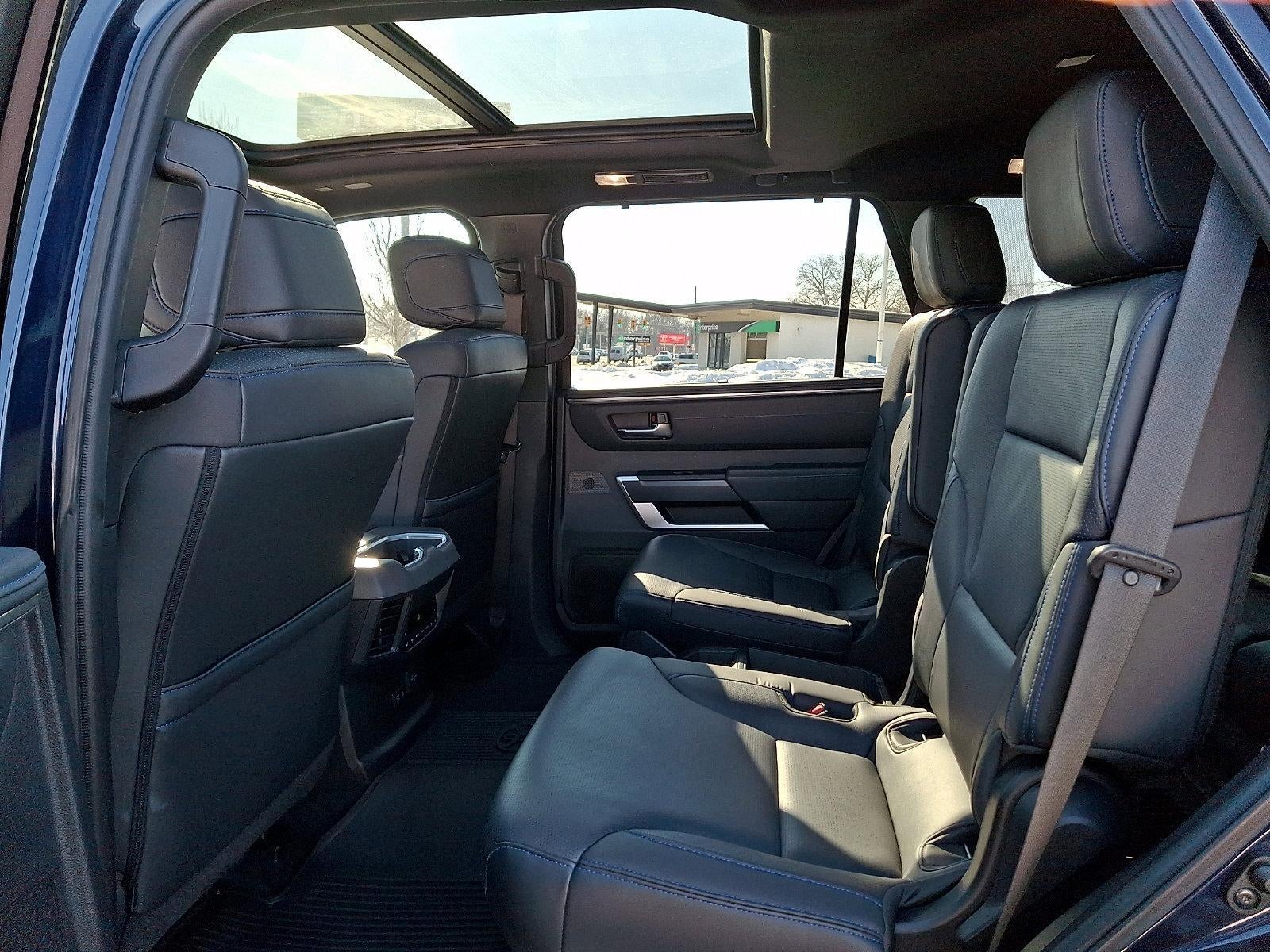 2023 Toyota Sequoia Platinum 4WD (Natl)