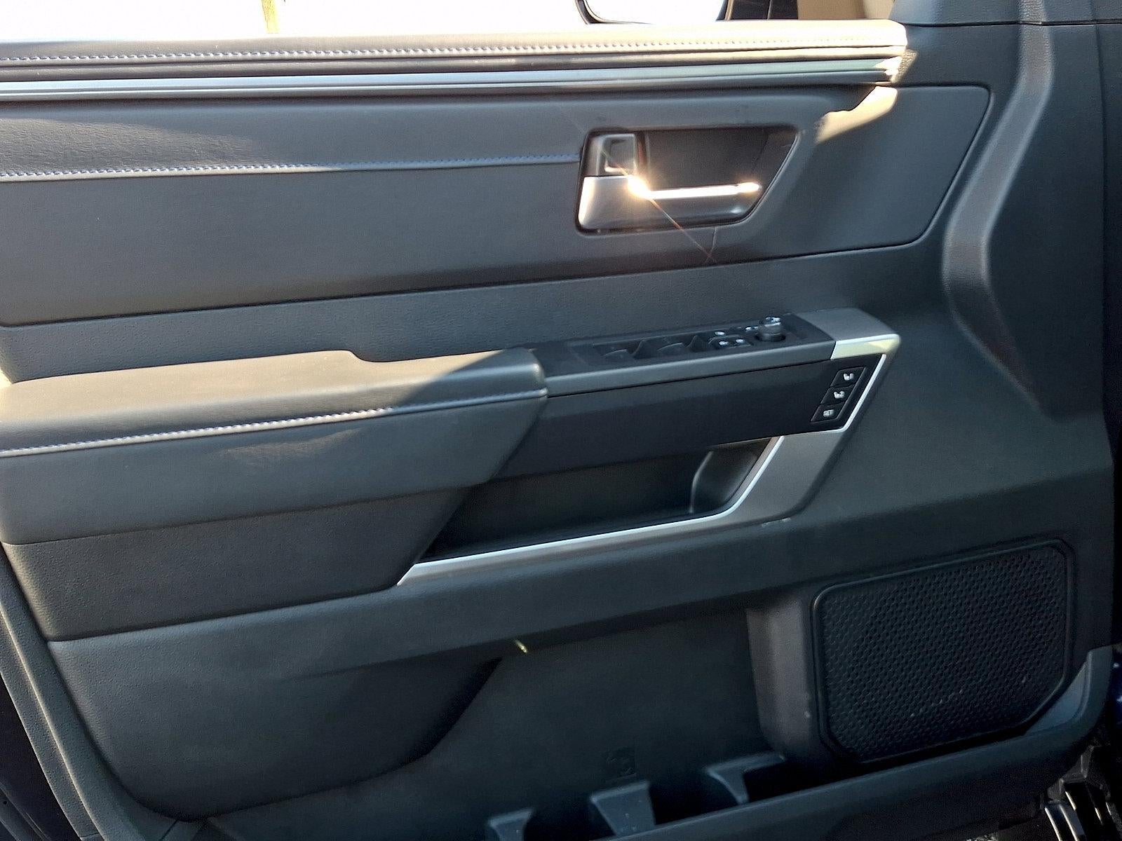 2023 Toyota Sequoia Platinum 4WD (Natl)