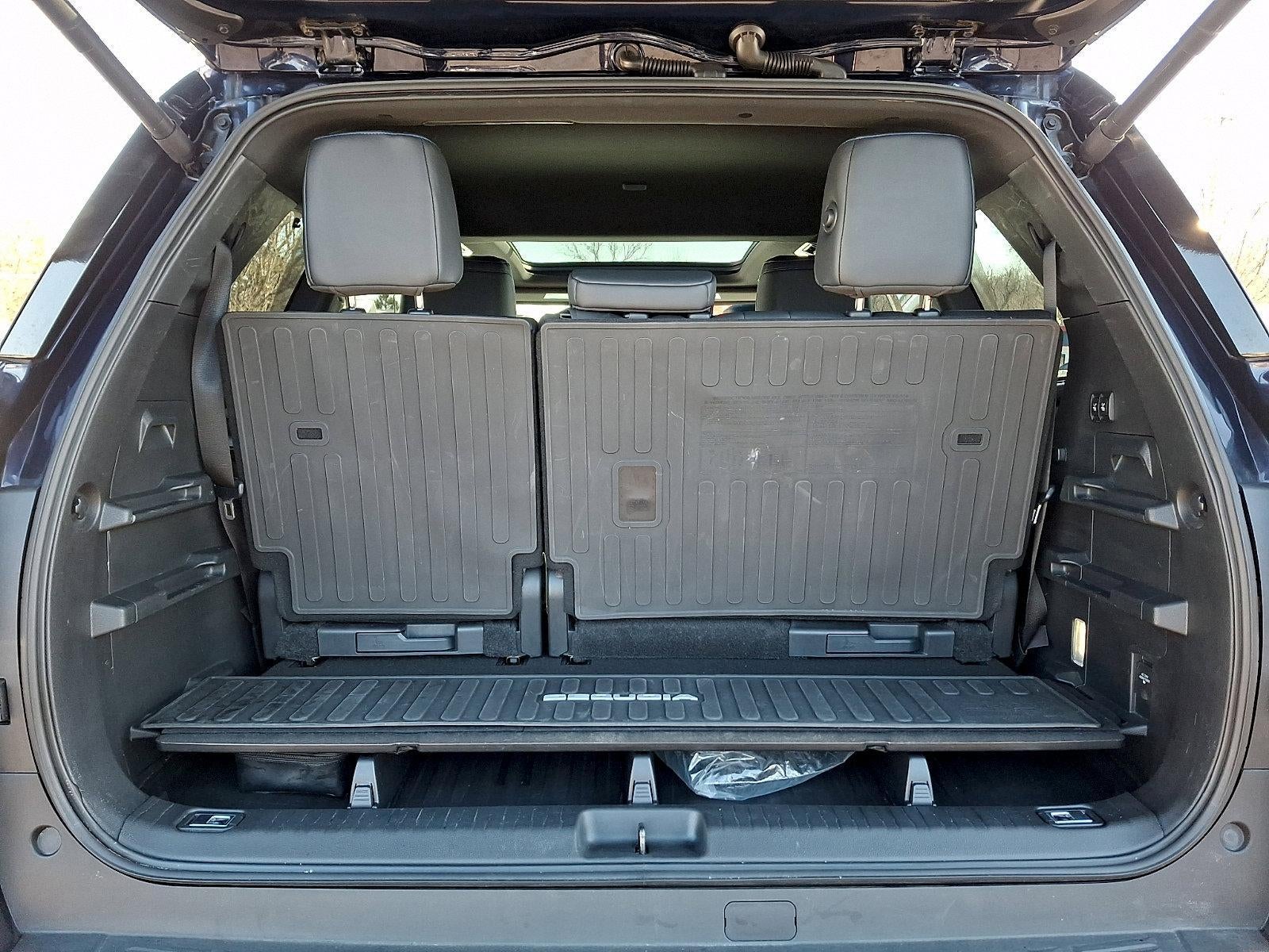 2023 Toyota Sequoia Platinum 4WD (Natl)