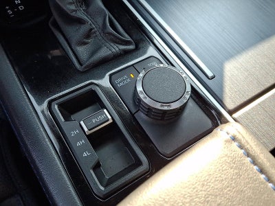 2023 Toyota Sequoia Platinum 4WD (Natl)