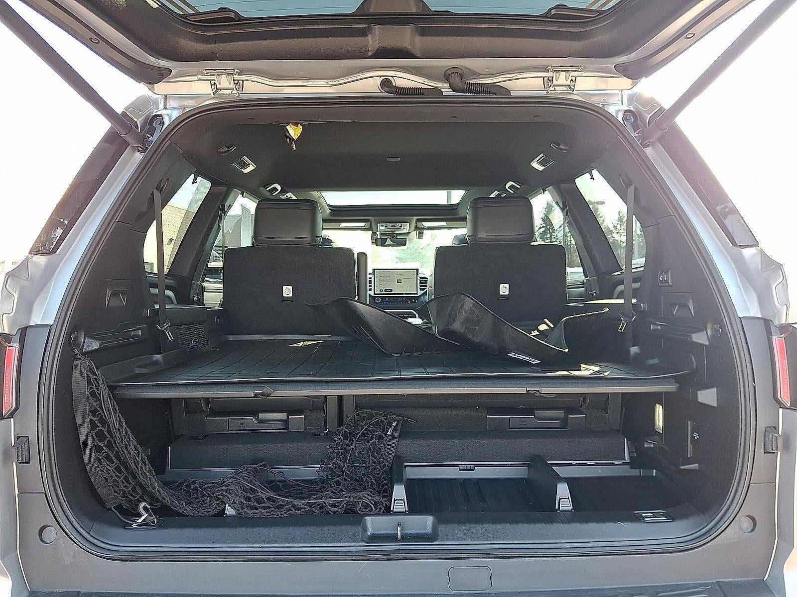 2023 Toyota Sequoia Platinum 4WD (Natl)